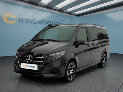 Grau Gebraucht 2024 Mercedes V300 Van / Kleinbus | 79.799 €