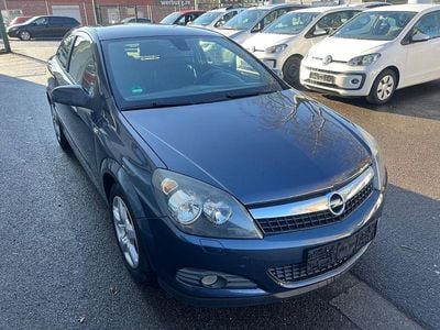 Grau Gebraucht 2007 Opel Astra GTC Edition Limousine | 1.999 € (Fairer Preis)