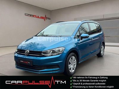 Gebraucht VW Touran Trendline 235 PS (172 kW) 2018 Blau Van / Kleinbus