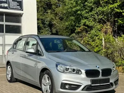 Gebraucht BMW 218 Active Tourer Performance 150 PS (110 kW) 2015 Glaciersilber metallic Van / Kleinbus