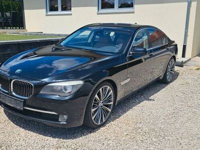 BMW 740