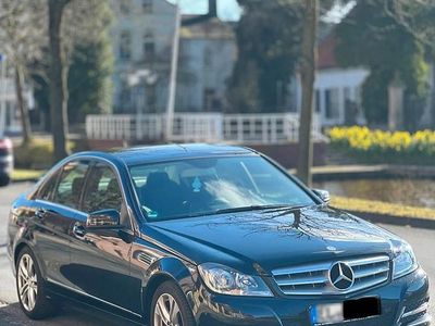 Gebraucht Mercedes C200 136 PS (100 kW) 2012 Schwarz Limousine