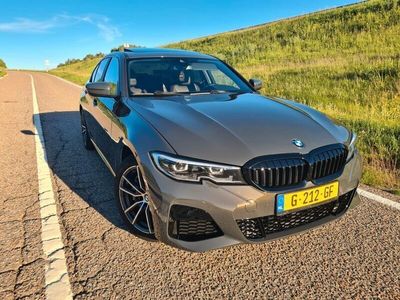 BMW 330e