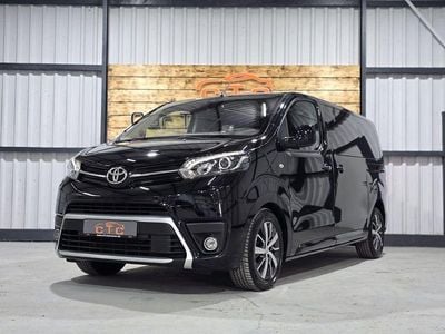Second-hand Toyota Proace Executive 177 CP (130 kW) 2021 Negru Monovolum