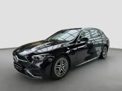 Gebraucht Mercedes C220 AMG 200 PS (147 kW) 2024 Unilack schwarz uni Kombi