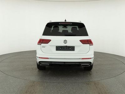 Pure white Gebraucht 2021 VW Tiguan Allspace Highline SUV | 31.475 € (Fairer Preis)
