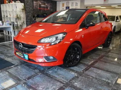 Gebraucht Opel Corsa Color Edition 101 PS (74 kW) 2015 Rot Kleinwagen