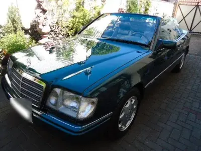 Gebraucht Mercedes E220 150 PS (110 kW) 1995 Cabrio