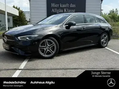 Gebraucht Mercedes CLA200 Shooting Brake AMG 163 PS (119 kW) 2025 Lack kosmosschwarz (metallic) Kombi