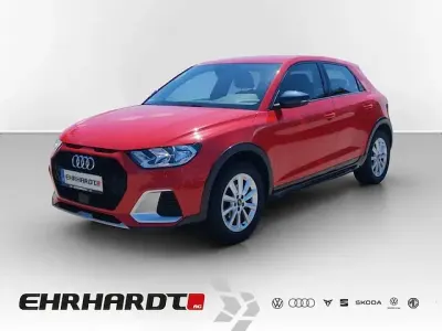Gebraucht Audi A1 Design 110 PS (80 kW) 2021 Misanorot perleffekt SUV