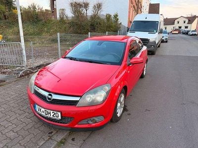 Usata Opel Astra GTC 90 CV (66 kW) 2009 Rosso Berlina