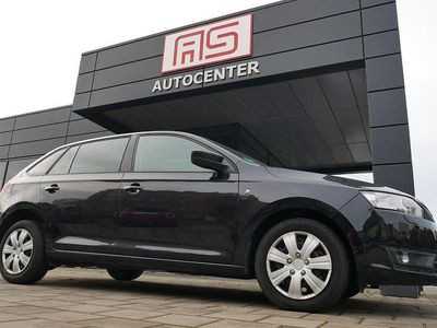 Schwarz Gebraucht 2015 Skoda Rapid Elegance Limousine | 8.990 € (Fairer Preis)