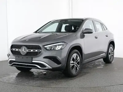 Gebraucht Mercedes GLA200 Advanced 163 PS (119 kW) 2025 Lack mountaingrau SUV