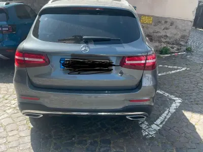 Gebraucht Mercedes GLC220 170 PS (125 kW) 2019 Grau SUV