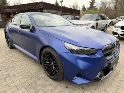 Używany BMW M5 Performance 585 KM (430 kW) 2025 Niebieski Sedan/Limuzyna