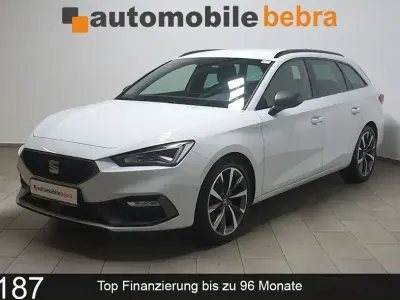 Begagnad Seat Leon FR 190 HK (139 kW) 2022 Vit Kombi