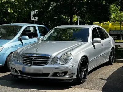 Używany Mercedes E320