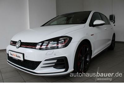 Weiß Gebraucht 2019 VW Golf VII GTI Limousine | 30.870 € (Teuer)