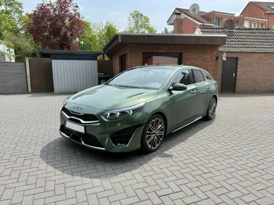 Używany Kia ProCeed GT-Line 140 KM (102 kW) 2024 Zielony Kombi