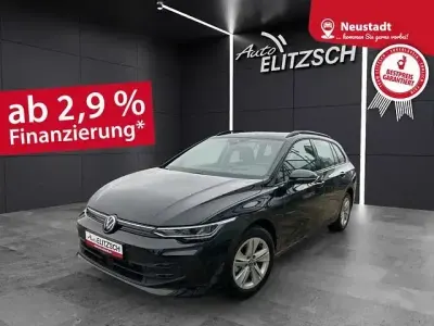 Używany VW Golf VIII Life 150 KM (110 kW) 2024 Czarny Kombi