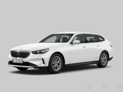 Gebraucht BMW 520 Sport Line 197 PS (144 kW) 2024 Alpinweiã uni300 Kombi