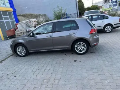 Second-hand VW Golf VII Cup 150 CP (110 kW) 2014 Berlinǎ