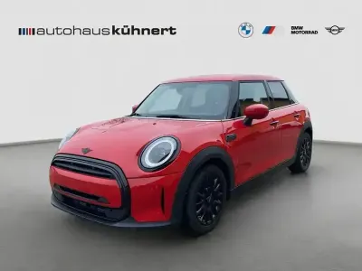 Gebraucht Mini ONE Classic 102 PS (75 kW) 2022 Rot Kleinwagen