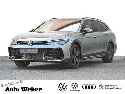 Usata VW Passat R-line 193 CV (141 kW) 2025 Grigio Berlina