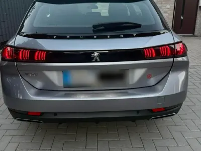 Gebraucht Peugeot 508 SW Allure 131 PS (96 kW) 2019 Grau Kombi