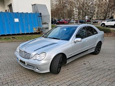 Mercedes C200