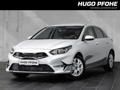 Gebraucht Kia Ceed Vision 101 PS (74 kW) 2024 Silber Kleinwagen