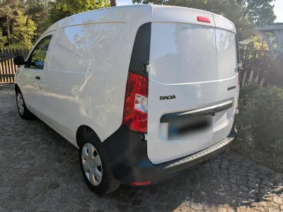 Gebraucht Dacia Dokker Express 102 PS (75 kW) 2017 Weiß Van