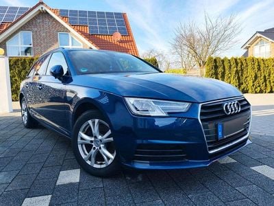 Gebraucht Audi A4 Comfort 150 PS (110 kW) 2016 Blau Kombi