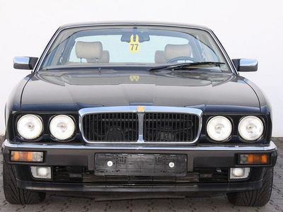 Schwarz Gebraucht 1994 Jaguar XJ12 Limousine | 49.999 €