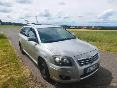 Gebraucht Toyota Avensis 177 PS (130 kW) 2008 Silber Kombi