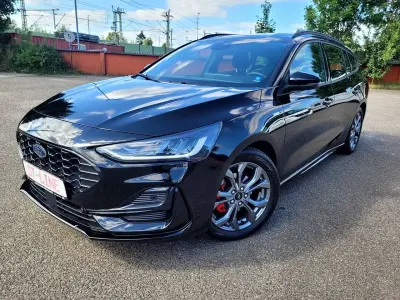 Gebraucht Ford Focus ST-Line 155 PS (114 kW) 2024 Obsidianschwarz metallic Kombi