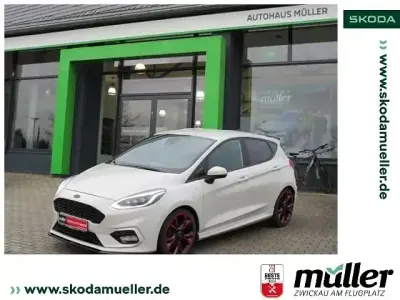 Usata Ford Fiesta ST-Line 125 CV (91 kW) 2020 Bianco Berlina