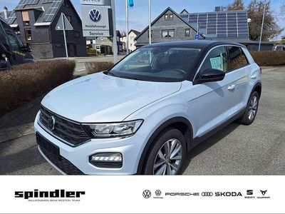 Second-hand VW T-Roc Style 150 CP (110 kW) 2019 Alb SUV