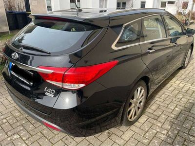 gebraucht Hyundai i40 i40cw 1.7 CRDi Premium