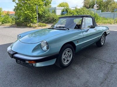 Gebraucht Alfa Romeo Spider 103 PS (75 kW) 1984 Blau Cabrio