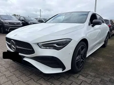 Gebraucht Mercedes CLA250e 163 PS (119 kW) 2023 Polarweiss  unilack Coupé