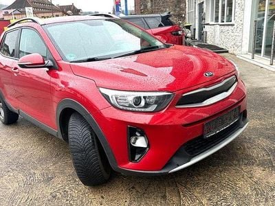 Gebraucht Kia Stonic Vision 120 PS (88 kW) 2018 Rot SUV