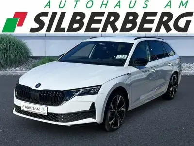 Gebraucht Skoda Octavia SportLine 150 PS (110 kW) 2026 Moonweiss metallic Kombi