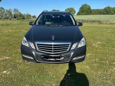 Mercedes E220