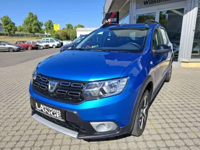Gebraucht Dacia Sandero Celebration 90 PS (66 kW) 2018 Bleu dazurite Kleinwagen