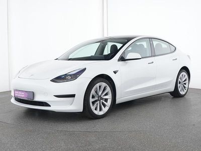 Perl weiss Gebraucht 2022 Tesla Model 3 Limousine | 25.792 € (Fairer Preis)