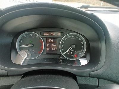 Gebraucht Skoda Roomster 110 PS (80 kW) 2010 Rot Van / Kleinbus