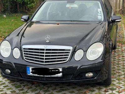 Mercedes E220