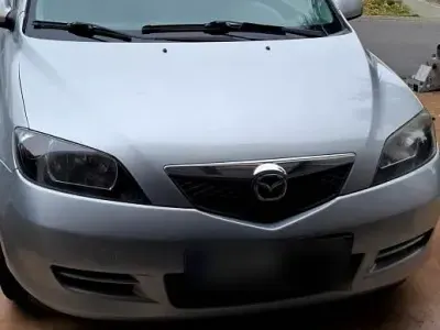 Gebraucht Mazda 2 85 PS (62 kW) 2005 Silber Kleinwagen