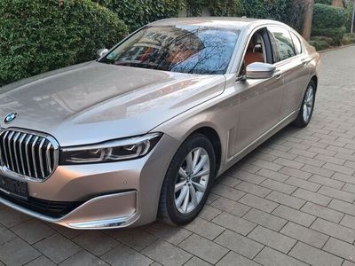 BMW 730